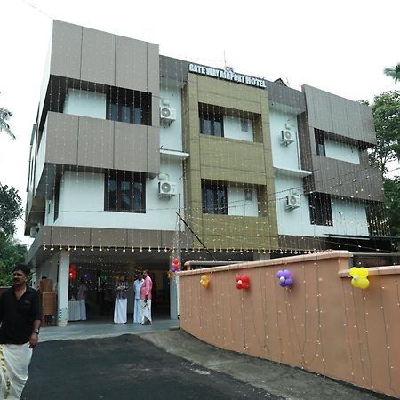 Gateway Airport Hotel Kannur Esterno foto
