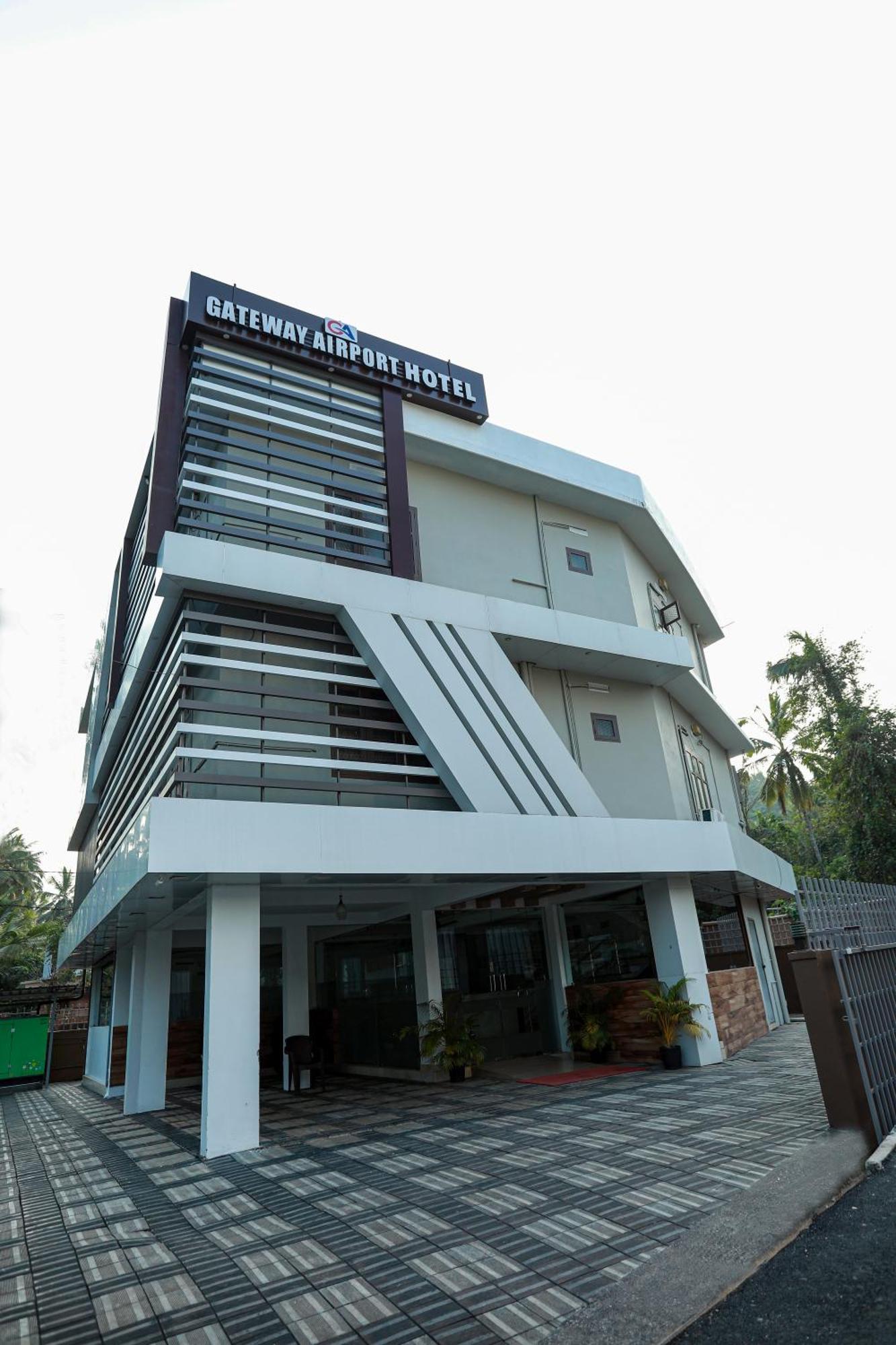 Gateway Airport Hotel Kannur Esterno foto